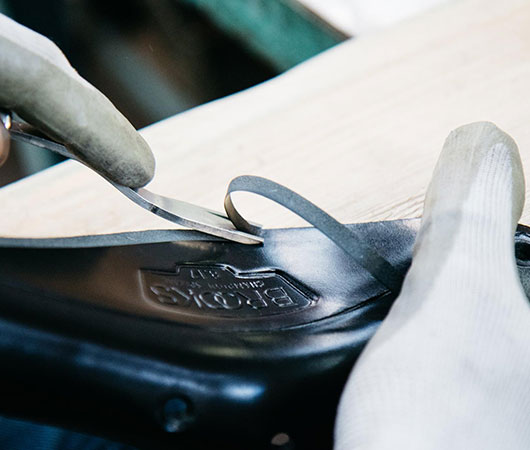 Изготовление седла Brooks