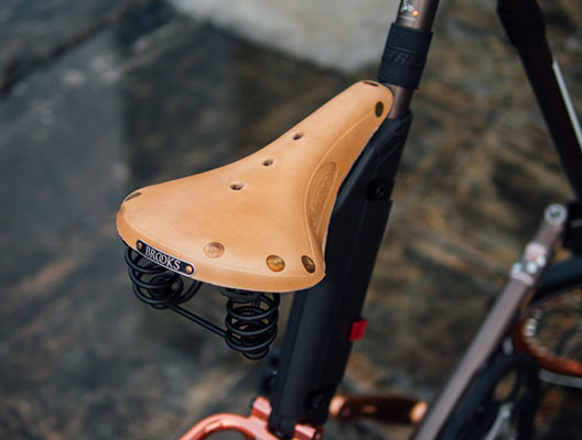 Strida с седлом Brooks