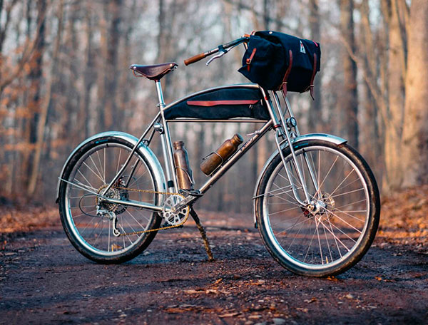 Кожаное седло Brooks B17