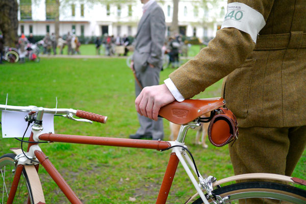 Brooks для ретро-велосипеда